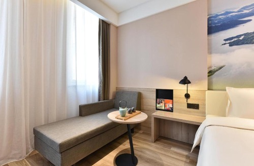 Yizhuang Hotel | Atour Hotel Beijing Yizhuang Mobile Silicon Valley