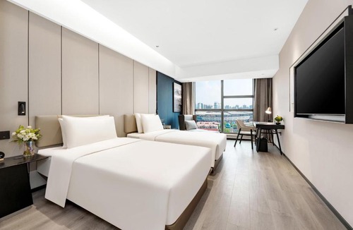 Tian Xin Hotel | Atour Hotel Changsha Pedestrian Street IFC Center