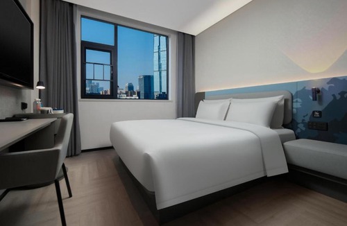 Fu Rong Hotel | Atour Light Hotel Changsha IFC Huangxing Road Pedestrian Street