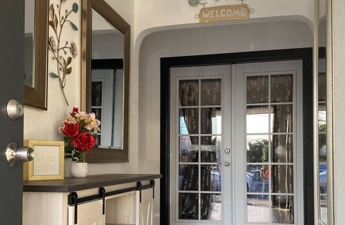 Atwater House | Atwater 4BR home - near town center with 6beds