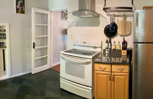 Atwater Village House | Atwater Village a Quiet Getaway- Stocked with Parking a Backyard and Laundry.