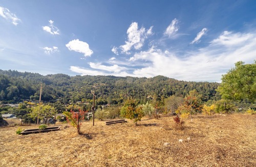 Woodacre House | Baby Hawk Nest w/Views