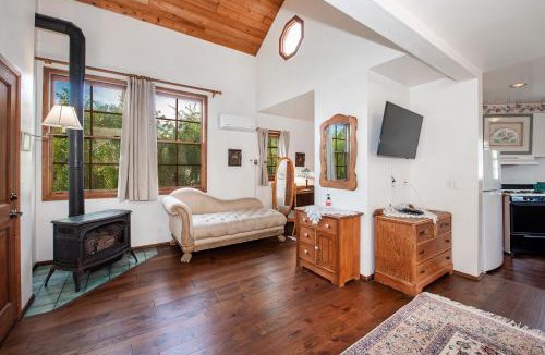 Oak Park Bed & Breakfast | Bath Street Inn