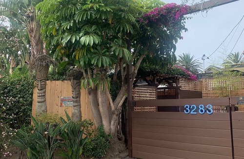 Carlsbad Cottage | Beach & town 2 blocks away. Private. Families & dogs. Safe parking.
