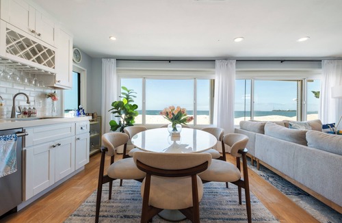Harbor House | Beachfront 3-bedroom centrally located on the Long Beach peninsula