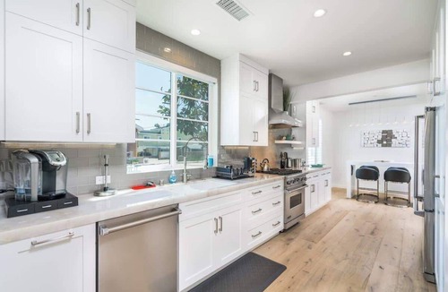 West Newport House | Beachside Retreat with Rooftop Deck and Ocean Views