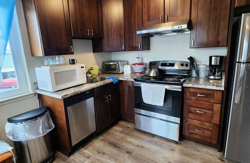 San Bruno Apartment | Beautiful 2-bedroom apartment in San Bruno perfect for your stay
