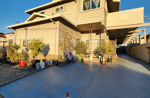 San Bruno Apartment | Beautiful 2-bedroom apartment in San Bruno perfect for your stay
