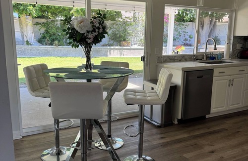 Irvine Industrial Complex-East House | Beautiful 3-bedroom home in peaceful Lake Forest. Close to So. Ca. Attractions.