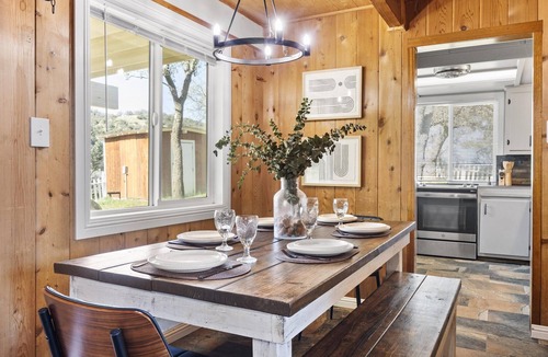 Keene Cabin | Beautiful 4-bedroom cabin in enchanting Tehachapi mountains with private hiking