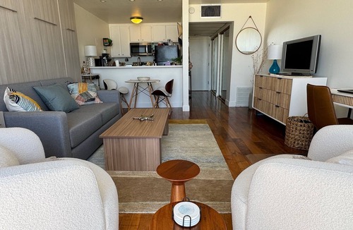 Alamitos Beach Condo | Beautiful Oceanfront Studio in Heart of Long Beach