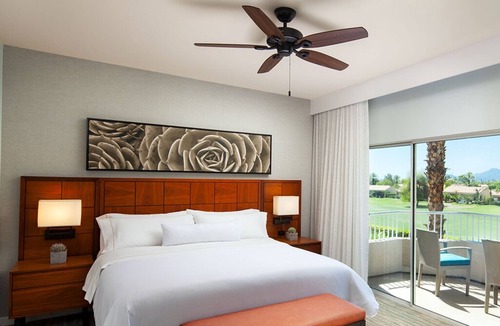 Rancho Mirage Villa | Beautiful Palm Springs Resort Villa on Dinah Shore Dr. Family-sized unit.