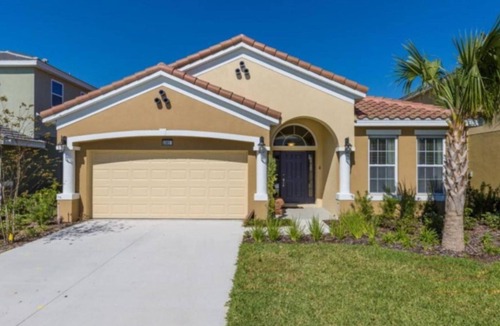 Loughman House | Beautiful resort pool home, jacuzzi, great location, disabled access!
