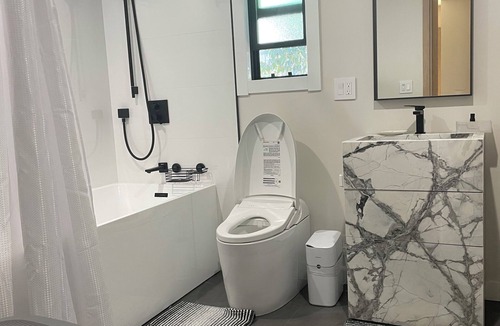 East Palo Alto House | Beautifully Remodeled 4-Bedroom Home with Private Second-Floor Entrance.