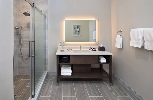 Winters Hotel | Best Place to Unwind! 3 Relaxing Units, Pets Are Welcome, Free Parking!