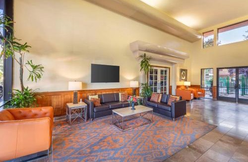Roseville Hotel | Best Western Plus Orchid Hotel & Suites