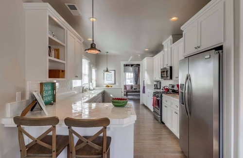 Beach Barber Tract House | Bettes Family Retreat: Walk to the Beach.