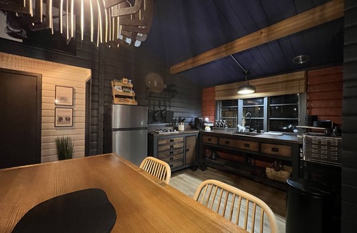 Twentynine Palms House | Blue Ox Bungalow- Explore & Unwind!
