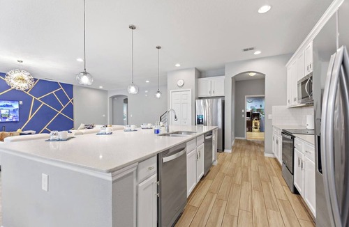 Loughman Villa | Blue Paradise 15BR 11BA, Sleeps 36, Theater/GameRm