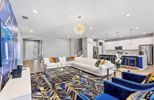 Loughman Villa | Blue Paradise 15BR 11BA, Sleeps 36, Theater/GameRm