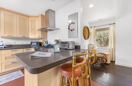 Del Mar House | Bohemian Cottage in Del Mar