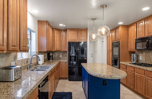 Rancho Mirage House | Boho Chic Rancho Mirage Home with Private Saltwater Pool and Jacuzzi