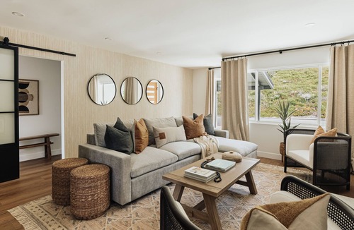 Loma Alta House | Brand New 3 Br, Close to Beach, Modern, Family Friendly