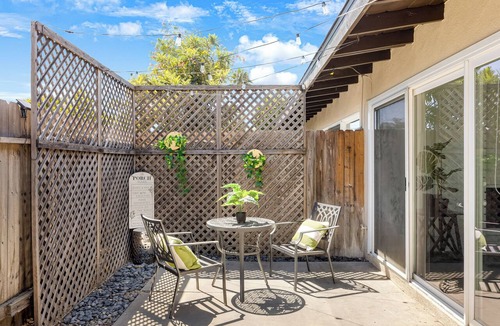 Orange Apartment | Bright & Airy 2-bed apt, Close to Chapman UCI, In-Unit W/D, Convenient & Private