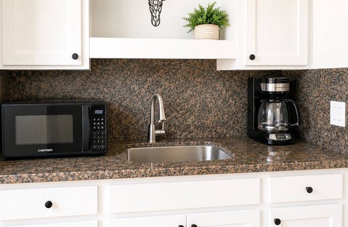 Glendale Apartment | Bright Boutique Studio in Glendale