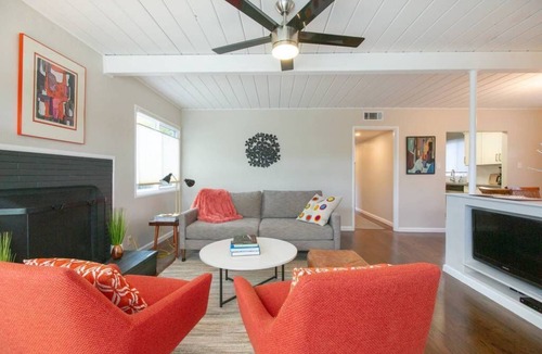 North and East House | Bright, Stylish Home in Central NE Richmond Location, Close to Berkeley