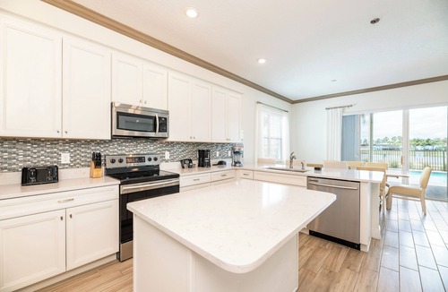 West Kissimmee Cottage | Brilliant Cottage near Disney with Private Pool & Margaritaville Resort &.
