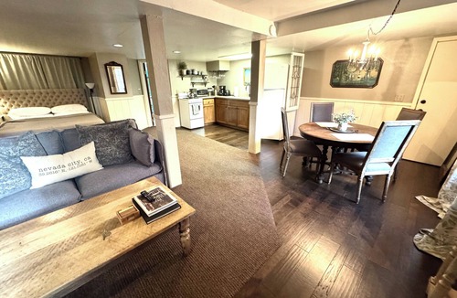 Nevada City Apartment | Broad Street Studio-LOCATION! walk to town