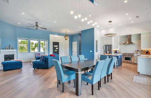 Temelec House | C+C Meadows Farmhouse: Sonoma Wine Country Luxury 5-acre Retreat