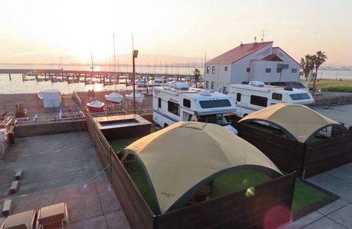 Konohana Hotel | Campervan DX Twin up to 4 people with pool sho/Osaka Ōsaka