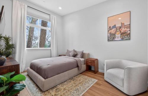 Downtown Sacramento House | Capital City Loft - Modern 3BD Downtown Sacramento