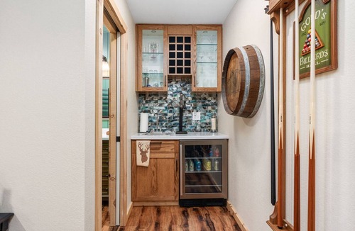 Sierra Cedars Cabin | Cedar Horn- Serene, Family Shaver Retreat