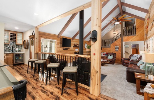 Sierra Cedars Cabin | Cedar Horn- Serene, Family Shaver Retreat