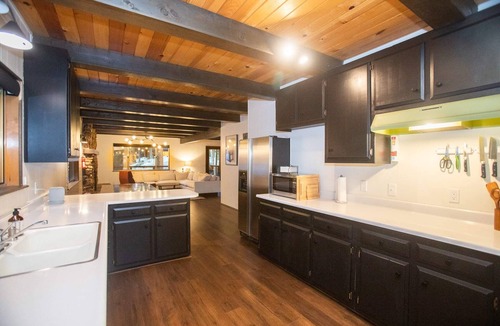 Tahoe Woods House | Chalet Blue- Modern 4BD Tahoe Home