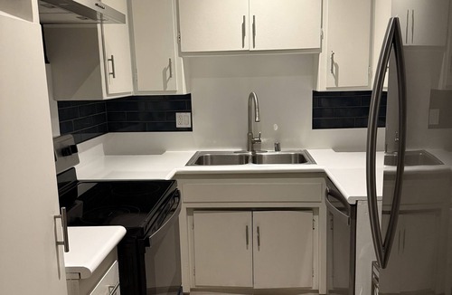Beachwood Canyon Apartment | Charming 1-bedroom apartment in enchanting Beachwood Canyon