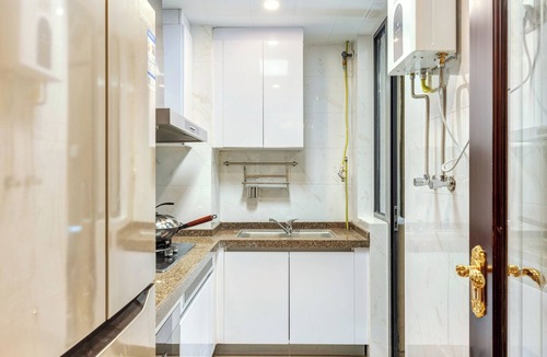 Yanta Qu Apartment | Charming 2-bedroom apartment with AC in vibrant Xi'an