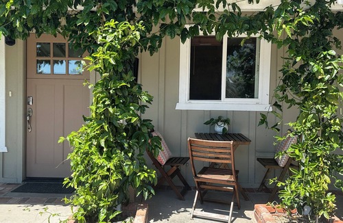 Sunset Cliffs House | Charming 3-bedroom house with ocean views centrally located in San Diego.