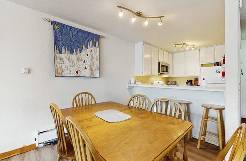 Alpine Meadows Condo | Charming condo with mountain views, less than mile from Alpine Meadows