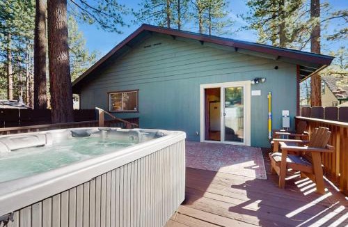Rancho Bijou House | Charming Home with Spa Near Ski Resort and Lake Tahoe Timber Cove Marina Beach