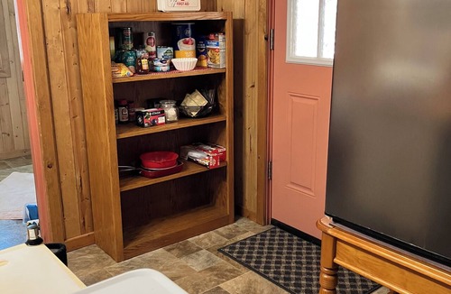 Jacksonville Cottage | Charming Jacksonville Studio with AC Easy Walk to Town & Britt Festival