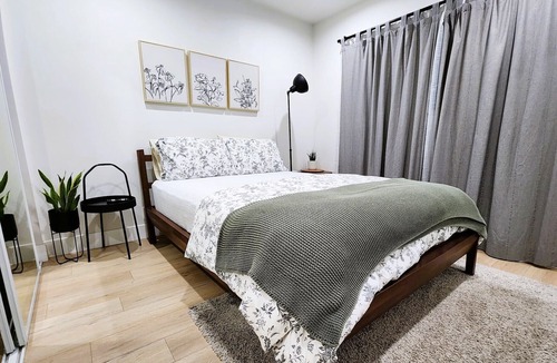 Garden Grove House | Charming newly REMDL House 2BR/2BA near Disneyland, Convention Center and more