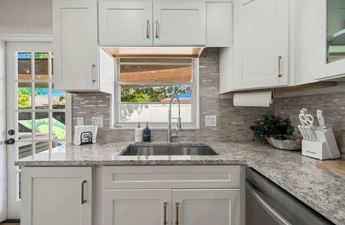 Fairvilla Villa | Charming Orlando Villa with Pool & Jacuzzi, Grills