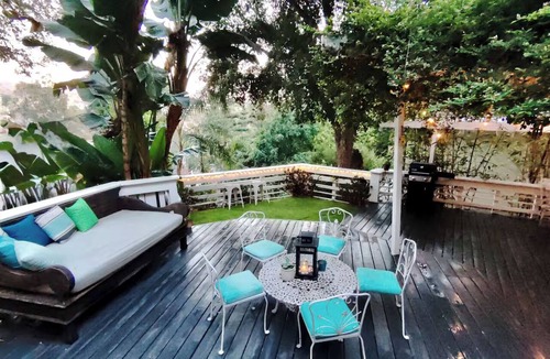 Beachwood Canyon House | Chic Hollywood Hills Sanctuary - Historic Beachwood - Nestled in the Trees