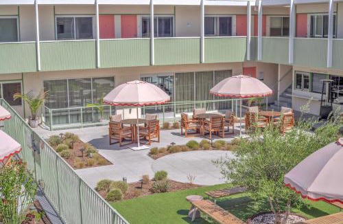 East Village Hotel | City Center Hotel By Kasa