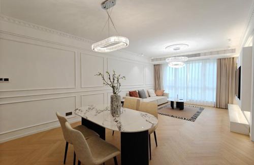 Huangpu Apartment | City home near to The Yu garden,NanjingRoad&Bund,travel convenience