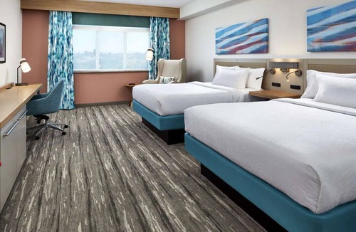 Pismo Beach Hotel | Classic 2 Queen Patio Room | Free Parking, 1.9 mi to Butterfly Grove